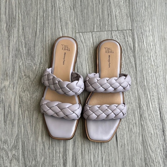 Time and Tru Lavender Braided Slide Sandals Size 7W - Picture 2 of 4